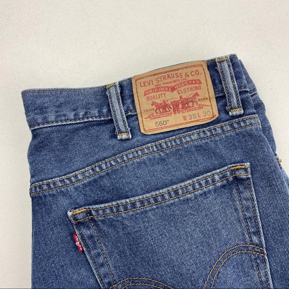 Vintage Levi’s 560 High Waist wedgie fit Jeans - Picture 7 of 7